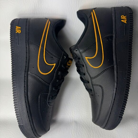 H92 - SIZE 6Y / 7.5 WOMENS NIKE AIR FORCE 1 BLACK/ SUNDIAL IF6158 001 - Picture 1 of 10